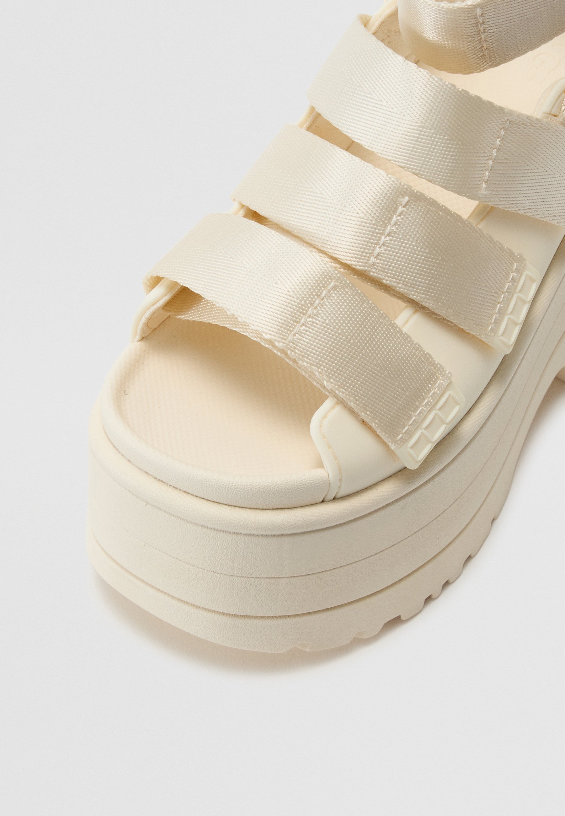 国内配送 UGG W GOLDENRISE JASMINE UGG GoldenRise Platform Sandals Jasmine (Women's) - 1167431
