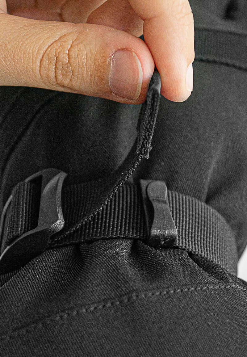 Herren Fäustlinge | Reusch GORE-TEX Fingerhandschuh black/schwarz - XB20020 Herren Fäustlinge | Reusch GORE-TEX Fingerhandschuh black/schwarz - XB20020