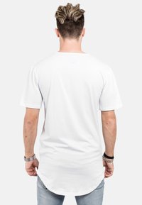 Blackskies 3 PACK  - Camiseta básica - white