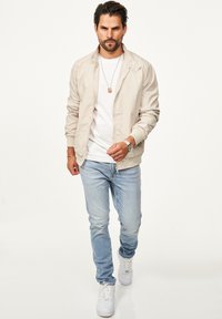 One Redox ÜBERGANGS - Bomberjacke - stone