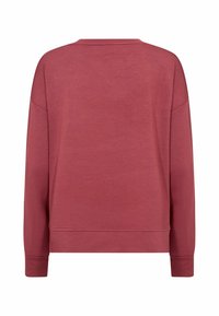 Hanorac maro închis cu decolteu rotund, mâneci lungi și croială lejeră. Textură netedă, tivuri și manșete striate. Fără modele sau detalii suplimentare.