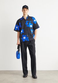 HUGO ELIGINO - Overhemd - black