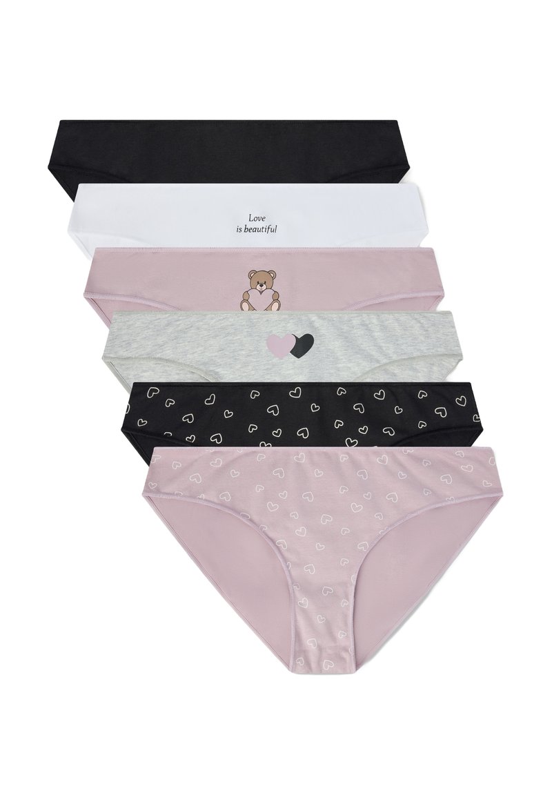 Sei paia di slip da donna in vari colori: nero, bianco, grigio e rosa, con stampe di cuori e un motivo di orsetto. Materiale in cotone, design elasticizzato.
