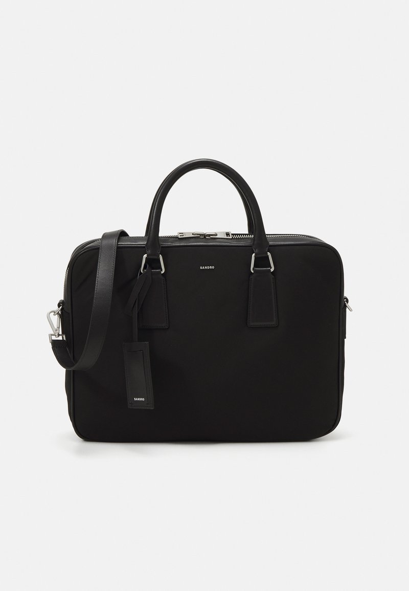 Sort struktureret laptoptaske lavet af nylon med læderdetaljer, dobbelte topstænger og en aftagelig skulderrem. Har sølvfarvede lynlåse og branding.