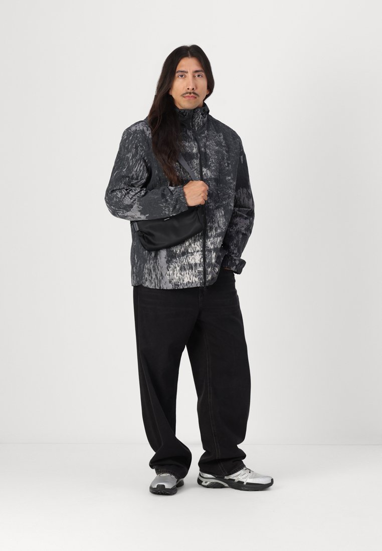 メゾンドドルチェ　Light jacket Black light jacket/black | maison de Dolce.