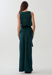 TUSSAH MAVIS  - Vestido largo - emerald