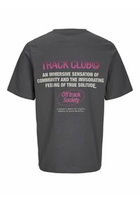 T-shirt en coton gris à manches courtes. Texte en rose et blanc audacieux imprimé au dos, comportant "TRACK CLUB" et "Off track Society."