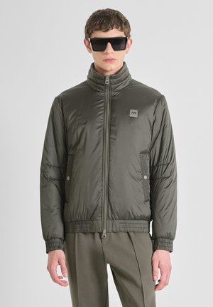 REGULAR FIT WITH  LOGOED BADGE - Winterjas - taupe