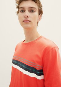 TOM TAILOR DENIM T-shirt con stampa - plain red