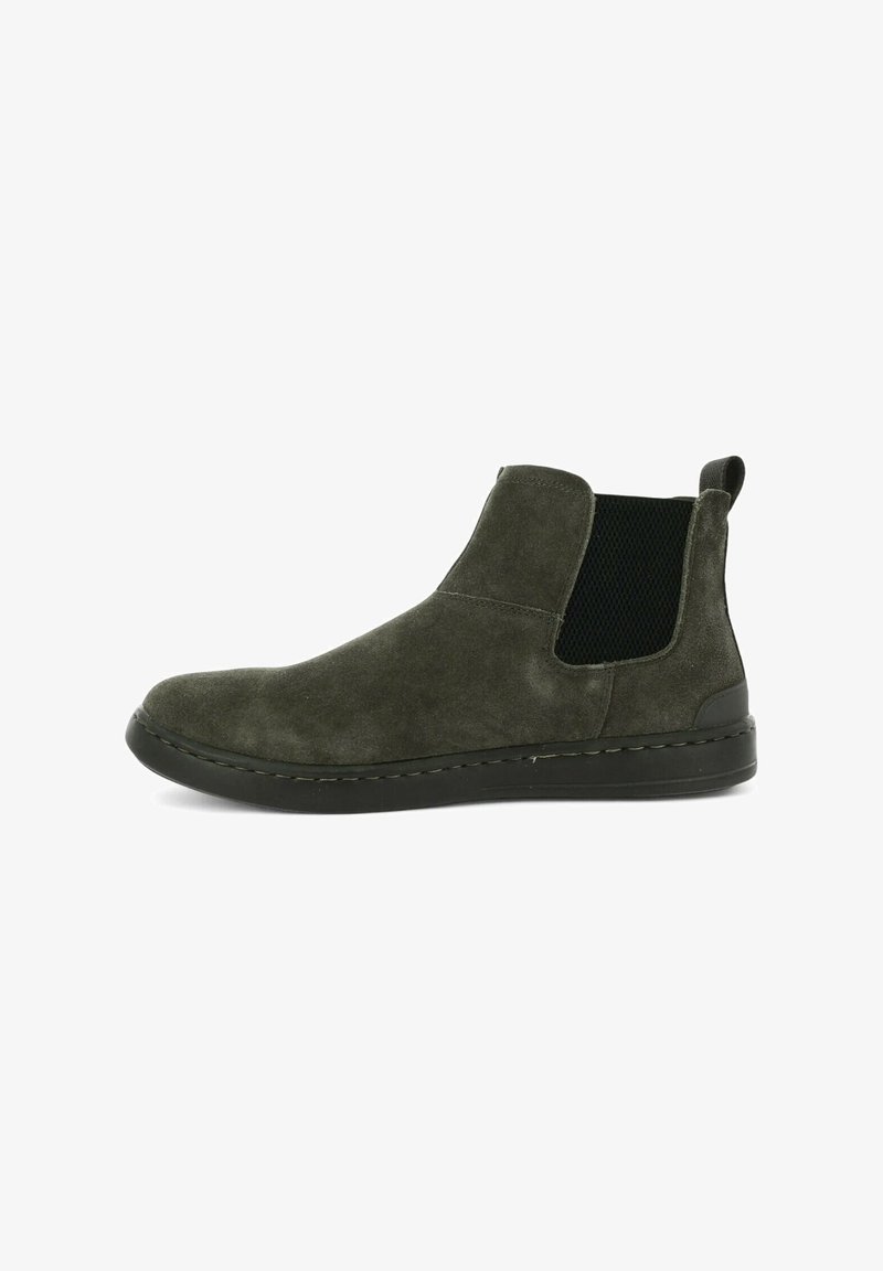 Stivali alla caviglia in suede verde scuro con pannelli elastici laterali, punta arrotondata e suola in gomma nera. Presentano un design semplice e affusolato.