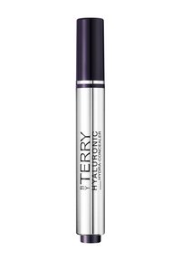 Silberner zylindrischer Tube mit einer lila Kappe, ausgestattet mit einer präzisen Applikatorspitze. Der Text enthält "BY TERRY", "HYALURONIC" und "HYDRA-CONCEALER."