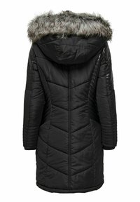 Sort isoleret jakke med hætte i faux fur, kviltet struktur og chevronmønster på ryggen; har ribbede manchetter og kant.