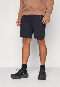 Pantaloni corti da esterno in blu navy realizzati in tessuto leggero, dotati di una tasca con zip, cuciture a contrasto e un logo sulla coscia.