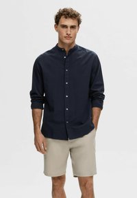 Selected Homme - HEMD LANGÄRMELIGES - Camicia - sky captain Immagine in miniatura 1