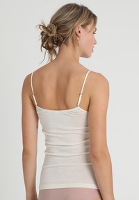 Hanro SPAGHETTI - Maglietta intima - cygne