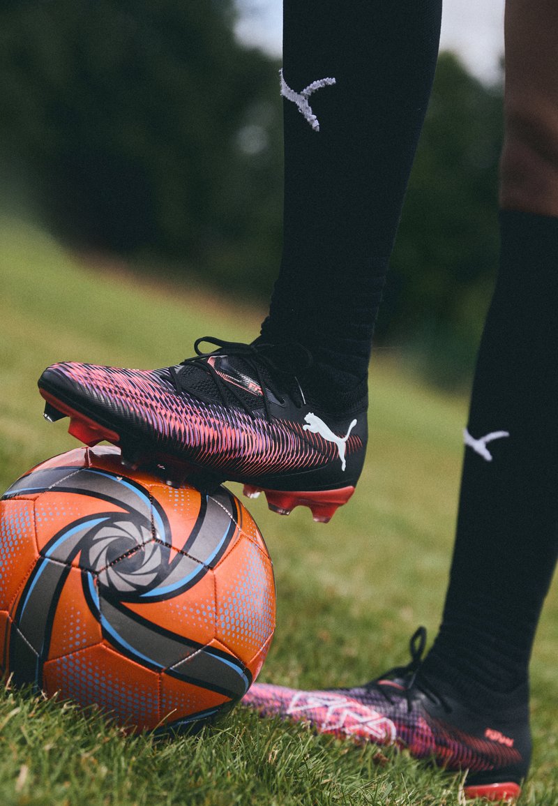 Puma Voetbalschoenen voor kunstgras zwart Puma Voetbalschoenen voor kunstgras zwart