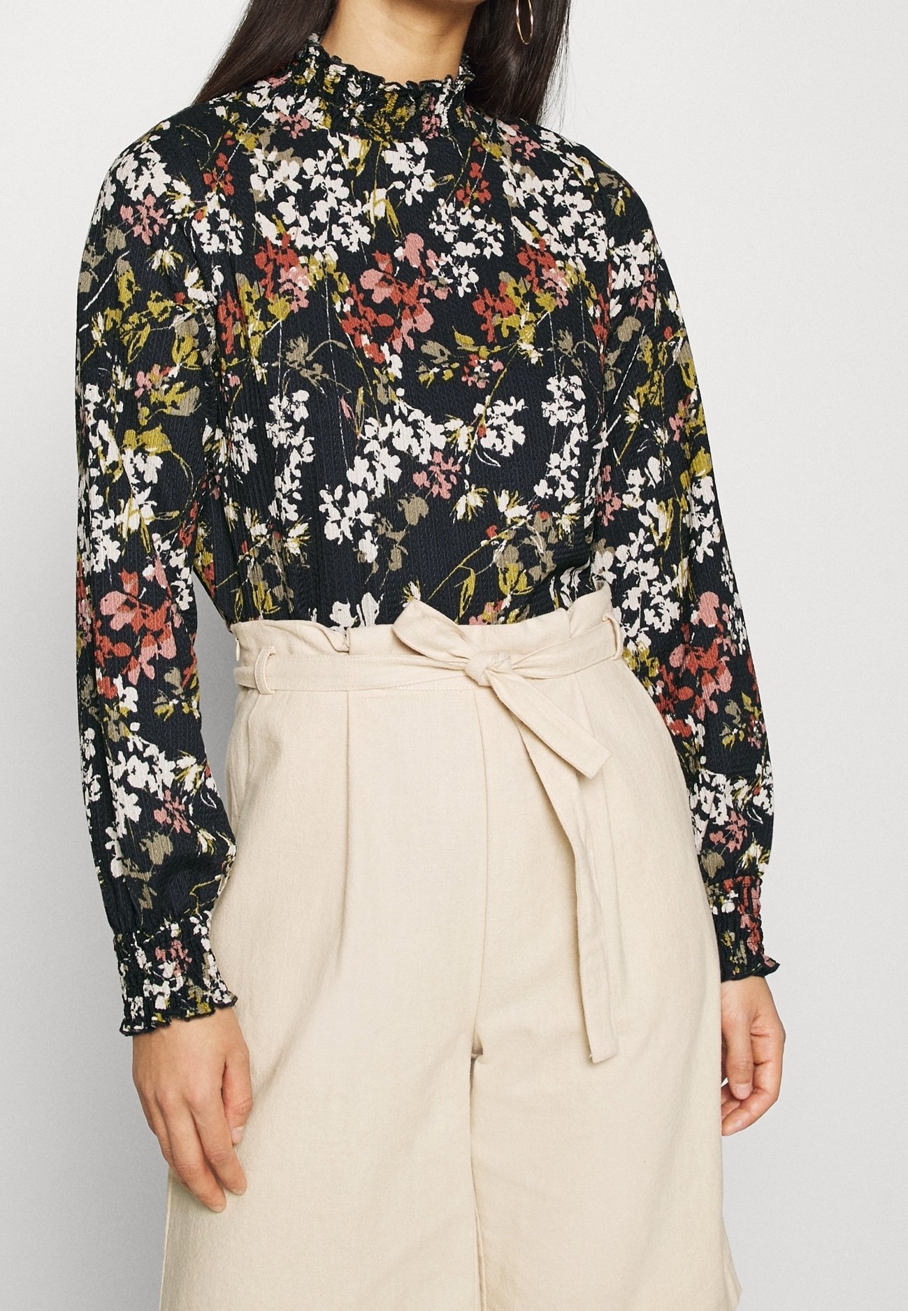 Tunique Noire Etam Avec Ceinture - Taille 36, Neuve Avec étiquettes, Coupe élégante