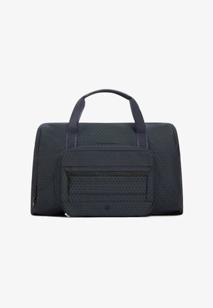 Bolsa de viaje estampada en azul oscuro con dos asas y un gran bolsillo frontal con cremallera sobre un fondo blanco.