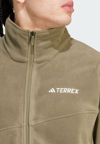 Adidas Terrex MULTI FULL-ZIP FLEECE - Jakna od flisa - olive strata