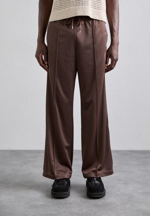 RELAXED TRACK PANTS - Tracksuit bottoms - brown