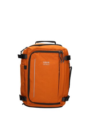 Zaino rettangolare arancione brillante con tasca frontale con cerniera, spallacci e manico neri e logo "Coveri active" sulla pannello frontale.