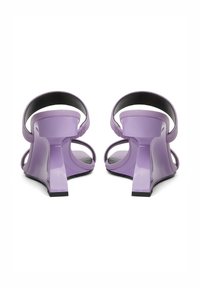 Karl Lagerfeld Jeans KARL LAGERFELD JEANS - Šľapky na opätku - lilac