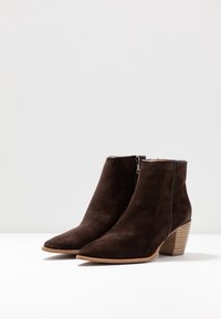 Brenda Zaro Botines bajos - dark brown
