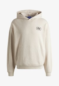 Unselected, open white five