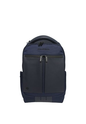 Zaino blu navy con una texture liscia, dotato di due scomparti con cerniera, tasca laterale e un logo discreto sul fondo.