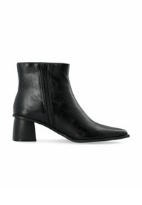 Bottine noire en cuir lisse avec une fermeture éclair sur le côté, bout pointu et un talon empilé de hauteur intermédiaire. Design minimaliste.