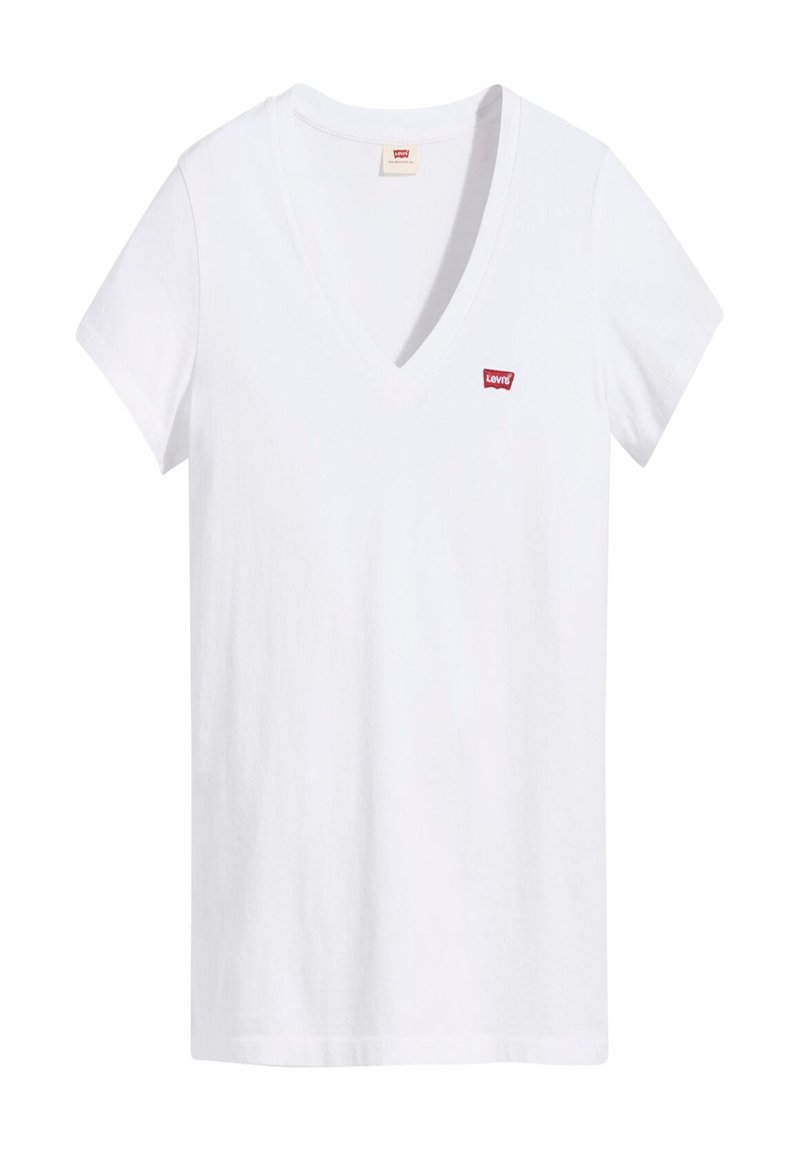 T-shirt blanc en coton avec un col en V et des manches courtes. Présente un petit logo Levi's rouge au-dessus de la zone de la poitrine gauche. Texture lisse.