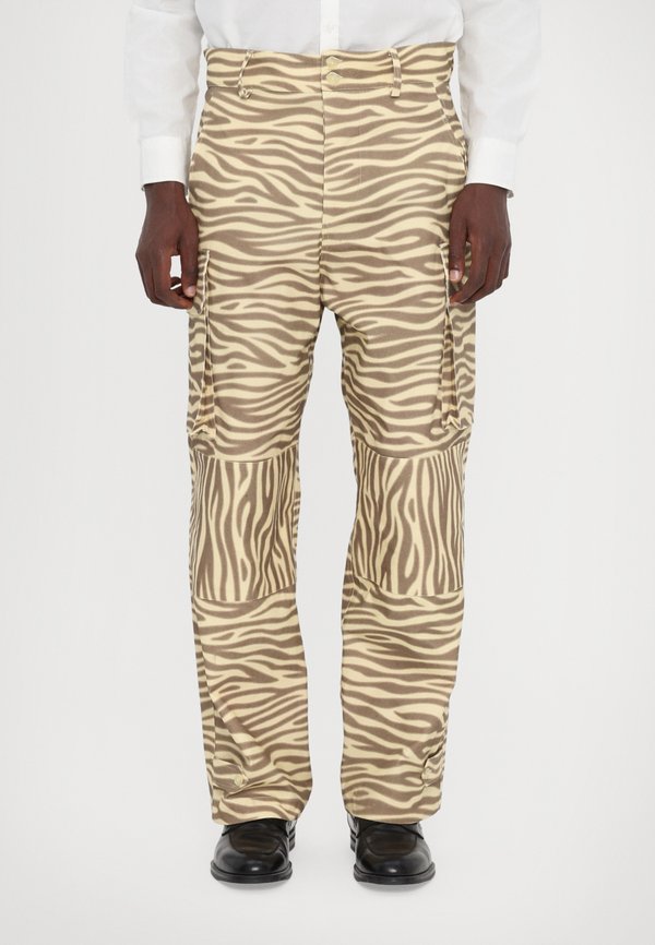 ZEBRA PRINT PANTS - Trousers - beige