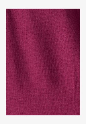 Fuksijas audums ar strukturētu aušanu, kam ir viendabīga krāsa un nelielas tonalitātes variācijas visā virsmā.