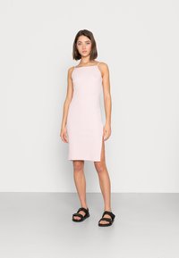 Even&Odd Vestido de malha - pink