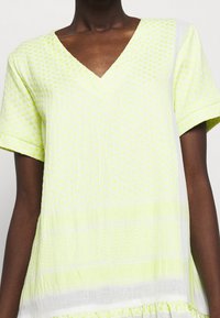 SUMMERY Copenhagen Hverdagskjole - light green