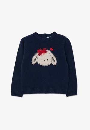 Flaskegrønstrikket børnesweater med en cremefarvet kaninfjæs, rød sløjfe på øret og et lille rødt hjerte over kaninen.