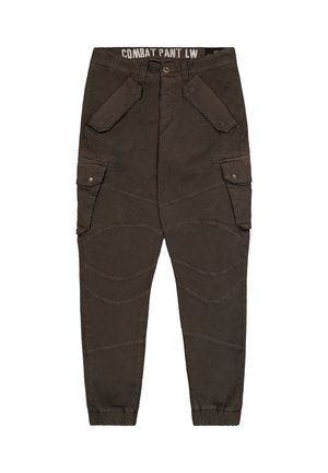 Pantalons de combat vert olive en tissu résistant, avec des poches avant et latérales, des jambes fuselées et des motifs en vagues cousus le long des côtés.