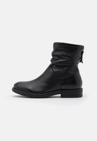 s.Oliver Stivaletti - black