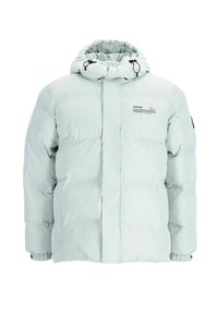 Giacca puffer verde chiaro con colletto alto, cappuccio regolabile, polsini elasticizzati e chiusura anteriore con zip. Presenta pannelli cuciti e una stampa del logo.