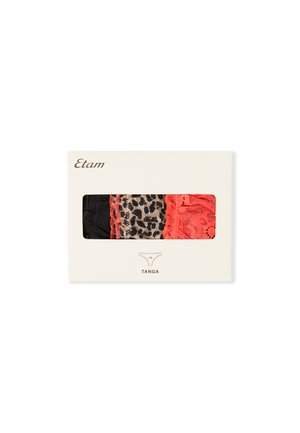 Conjunto de tres tangas para mujer en negro, estampado de leopardo y encaje coral, empaquetadas en una caja crema etiquetada como "Etam."