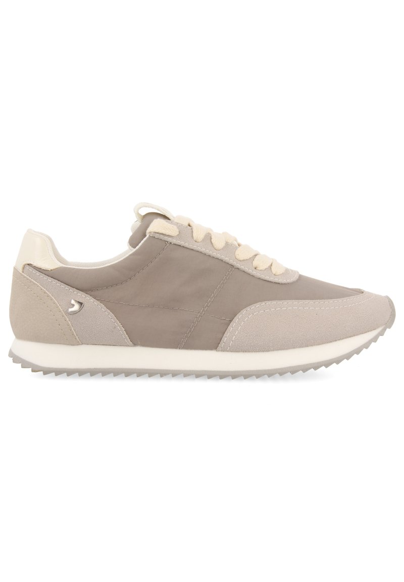 Damen Sneaker low | Gioseppo DE INSPIRACIÓN RETRO PARA PENSACOL Sneaker low gris/grau - HC29496 Damen Sneaker low | Gioseppo DE INSPIRACIÓN RETRO PARA PENSACOL Sneaker low gris/grau - HC29496