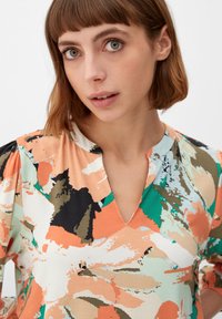 s.Oliver MIT AUSSCHNITT - Langarmshirt - papaya