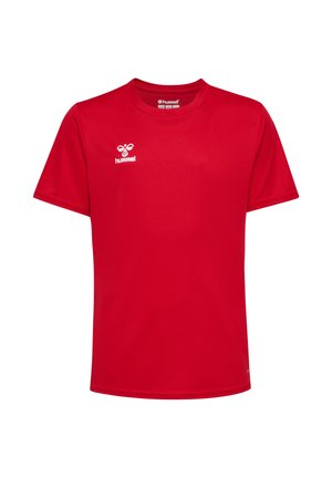 Czerwona sportowa koszulka z krótkim rękawem z białym logo hummel na lewej piersi i okrągłym dekoltem.