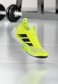 Επιλέχθηκε, solar yellow/core black/dash grey