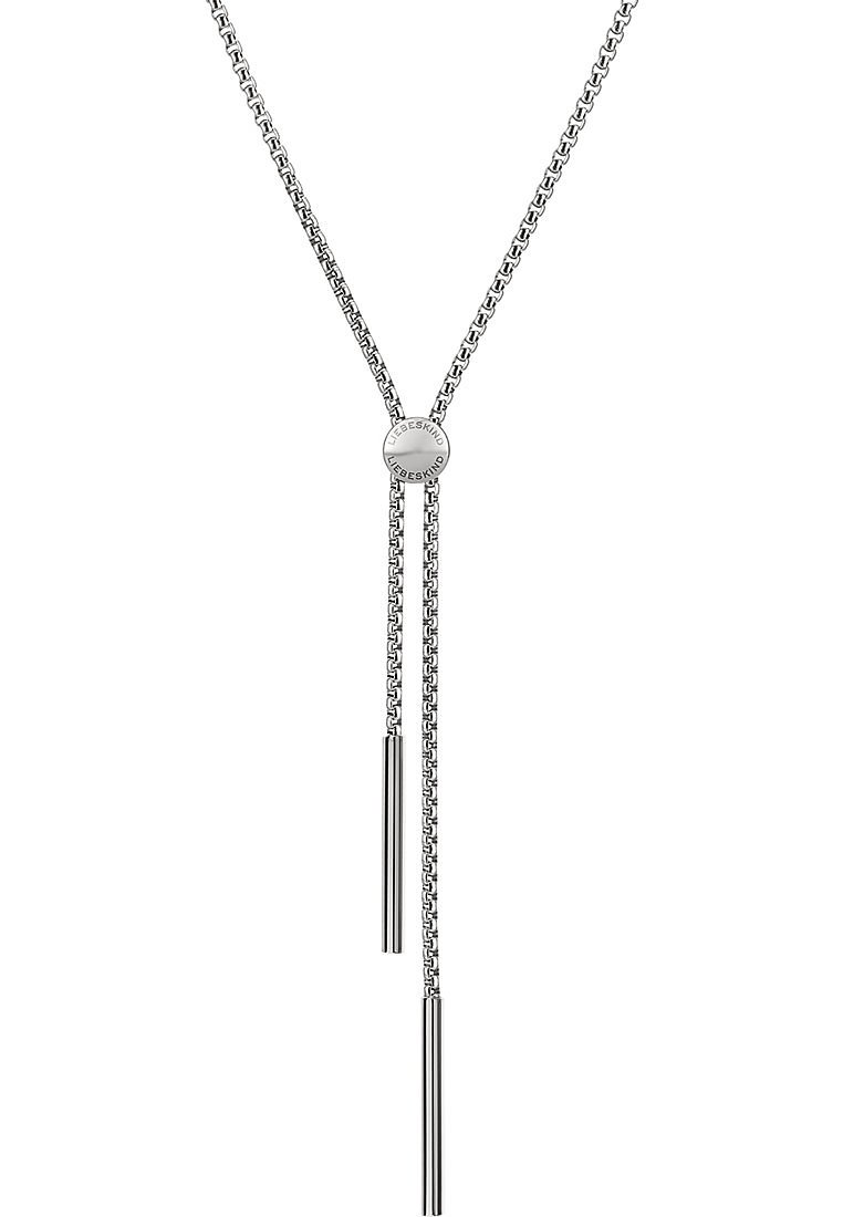 Sølv kædedyse med en cirkulær vedhæng. Udstyret med to aflange metaltråde og et raffineret, minimalistisk design.