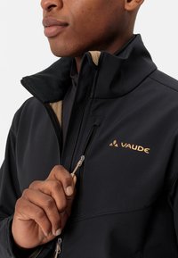 Vaude CYCLONE - Soft shell jacket - black oat