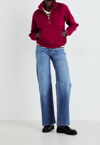 GAP Felpa - black