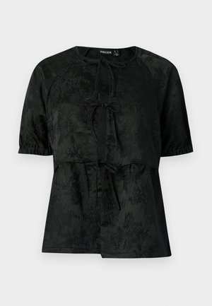 Svart kortärmad blus med subtilt blommigt jacquardmönster, tre frontbandknäppningar och elastiska ärmslut.