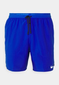 Pantalones cortos de running Nike en color azul con cordón negro y logo de la marca Nike en blanco en la pierna izquierda, diseñados para uso atlético.