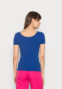 Pieces PCKITTE - T-shirt básica - mazarine blue